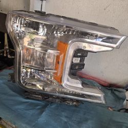 2018 2020 ford f150 passenger side oem halogen headlight 