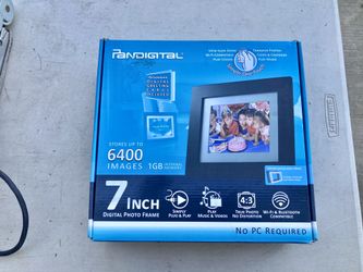 Pandigital 7” Digital Photo Frame