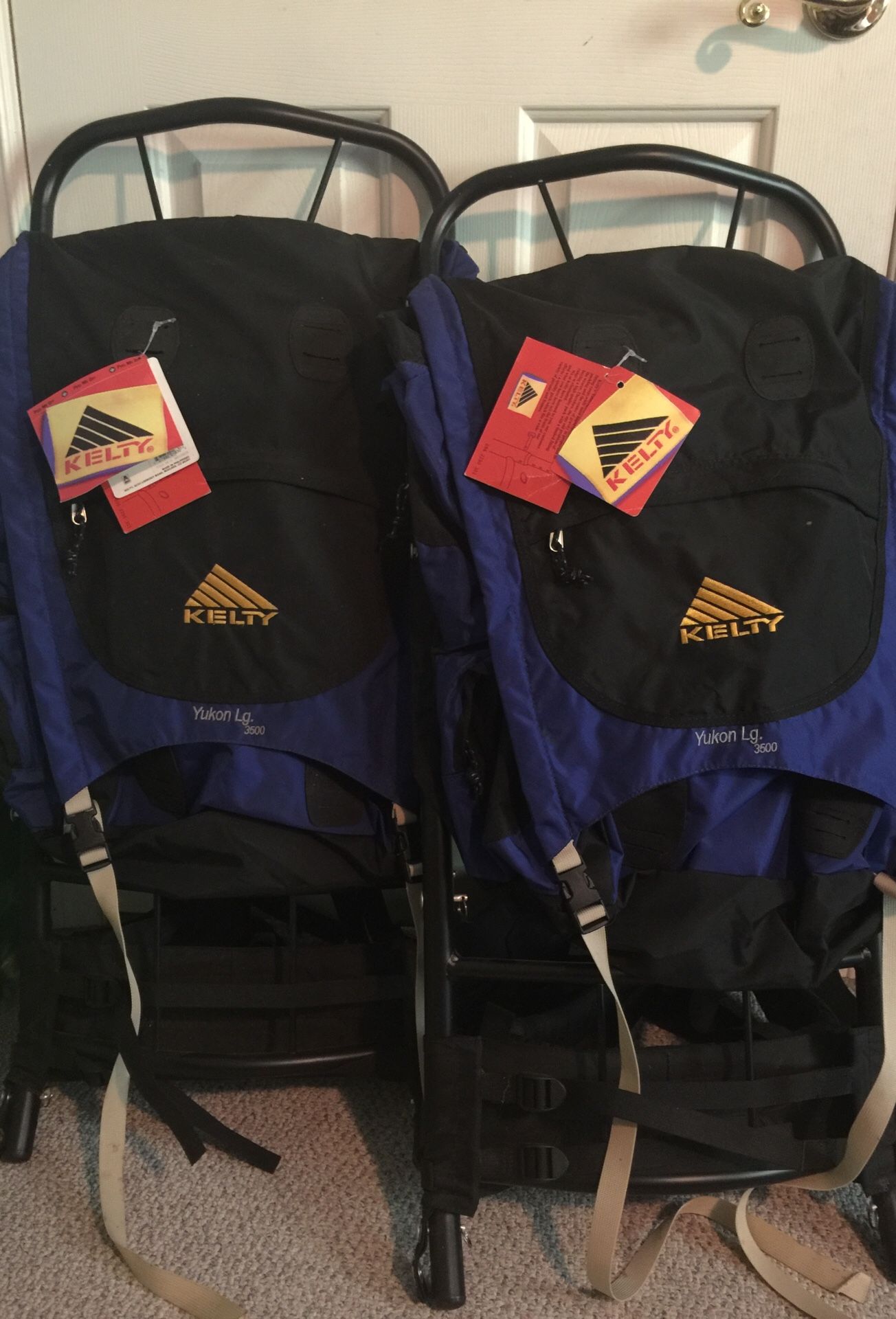 KELTY YUKON LG 3500 Hiking Backpacks