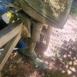Johnson Outboard Motor 