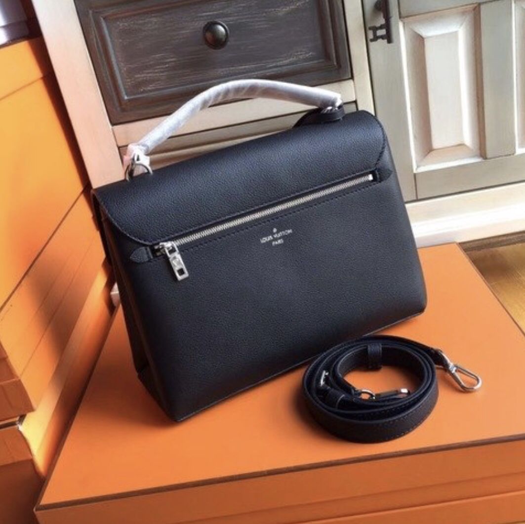 Authentic near new Louis Vuitton Locky BB handbag with original dust bag  and box. Retails for $2,230 for Sale in Los Angeles, CA - OfferUp
