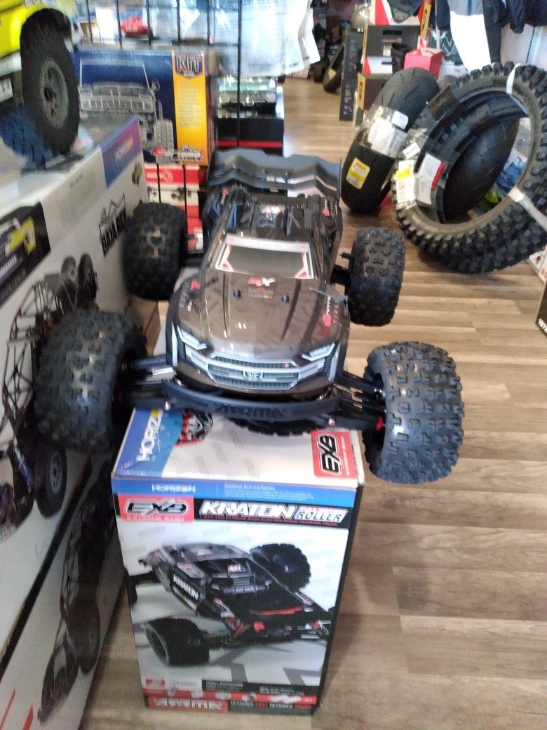 Arrma Kraton EXB 6s Roller Brand New for Sale in Los Angeles, CA OfferUp