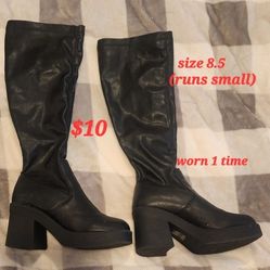 Black Boots READ DESCRIPTION 