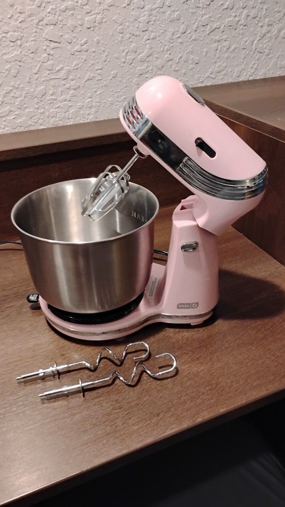 Pink Baking Mixer By DASH