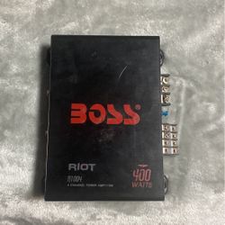 Boss R1004 (4 channel) 400 Whatt Amplifier