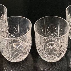 Glassware: 🥃 Set of 4 Cocktail / Drinking Glasses (brand new)