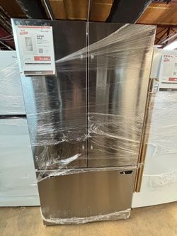 LG LRFLC2706S Refrigerator