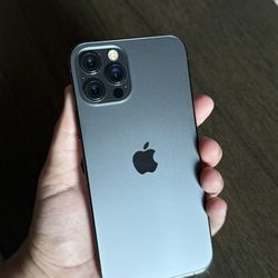 iPhone 12 PRO Unlocked - 89% Battery Health