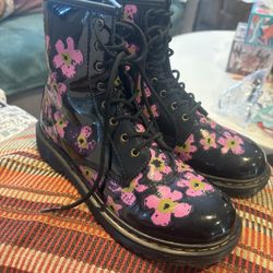Dr. Martens Flower Design Boots