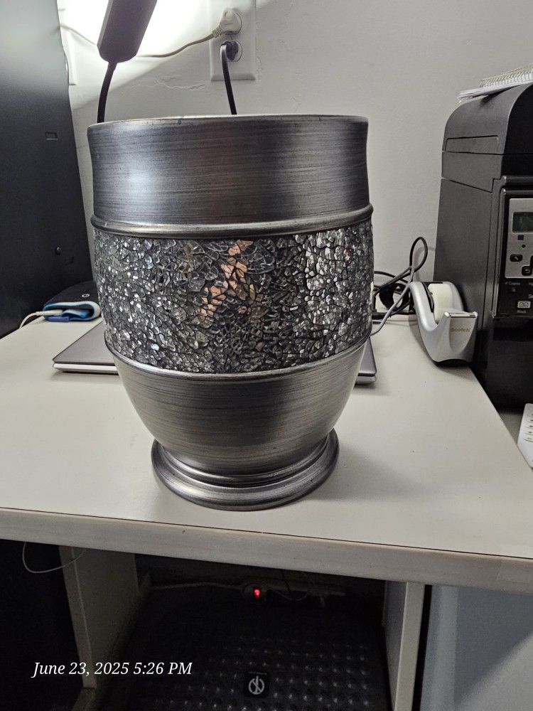 Small Elegant Trash Can