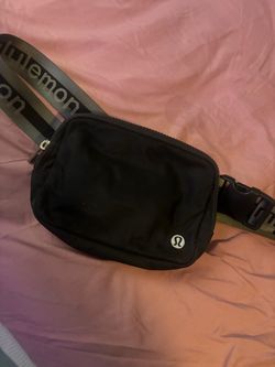 Lululemon Black Belt Bag