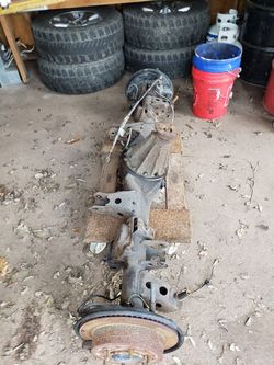 Toyota Tundra rearend