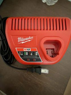 Milwaukee M12 Charger NEW