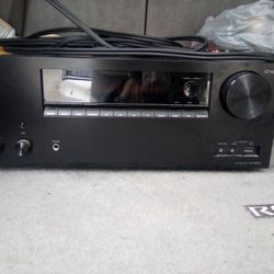 Onkyo AV Receiver TX- NR676 72 CHANNELS