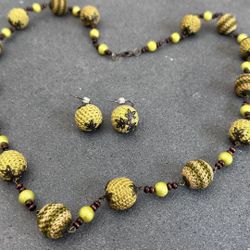 Elegant Yellow Beaded Necklace and Earring Set