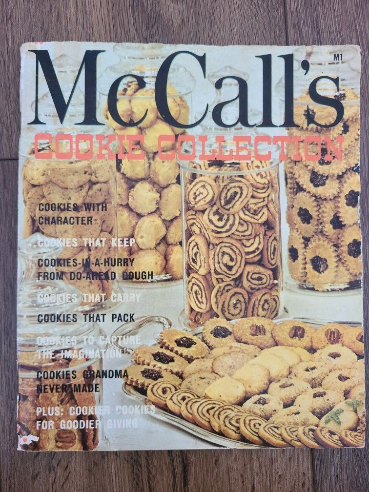 McCalls Cookie Collection Cookbook 1978 Printing
