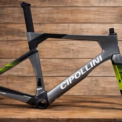 🚴🏻Cipollini RB1K Carbon Road Frame Set – Disc – Made in Italy  High-end Cipollini RB1K carbon road frameset, known for its extreme stiffness, aero d