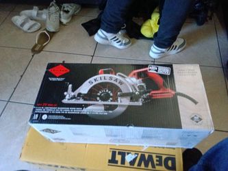 SKILSAW SPT77WML-01 Worm Drive Circular Saw