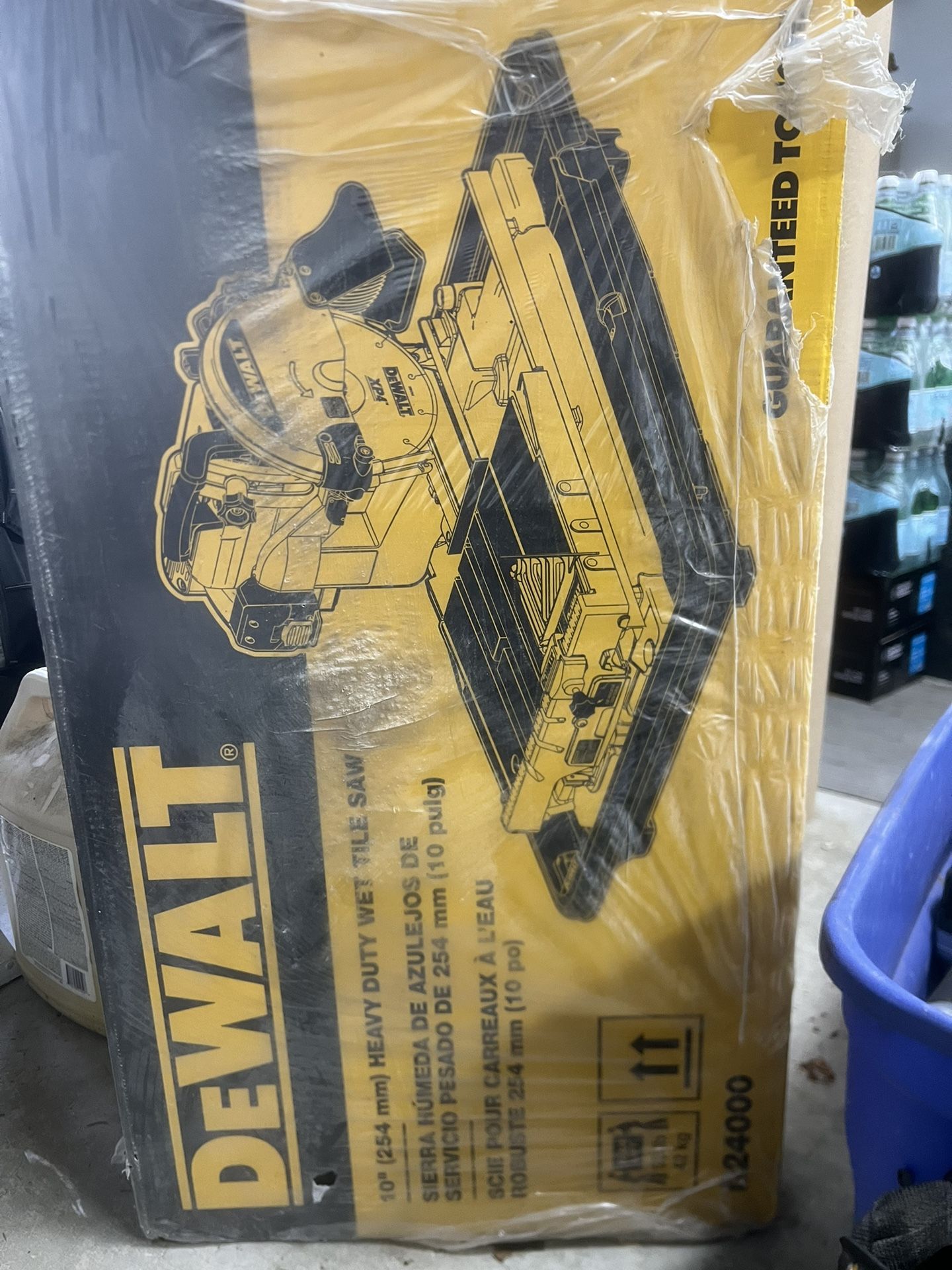 Dewalt Wet Tile Saw for Sale in Auburn, WA OfferUp