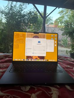 MacBook Pro M3 14 in 512gb 18gb