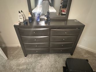 Dresser