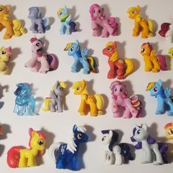 25 my little pony blind bag 2" figures
