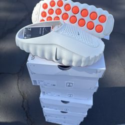 Nike Mind Slide 001 Men's Size 7 8 9 12 14 Women's 8 & 9