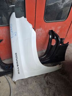 2019-26 Chevy Silverado Fender