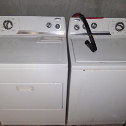 Electric Whirlpool Washer And Dryer Set 