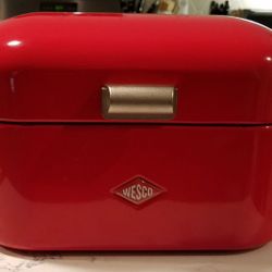Like New Wesco Grandy Bread Bin Box