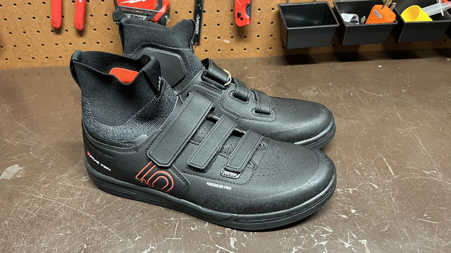 Adidas Five Ten Freerider Pro Mid Men’s Size 8 Mountain Bike Shoes