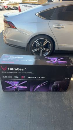 LG ULTRA GEAR MONITOR 45 INCH OLED CURVED