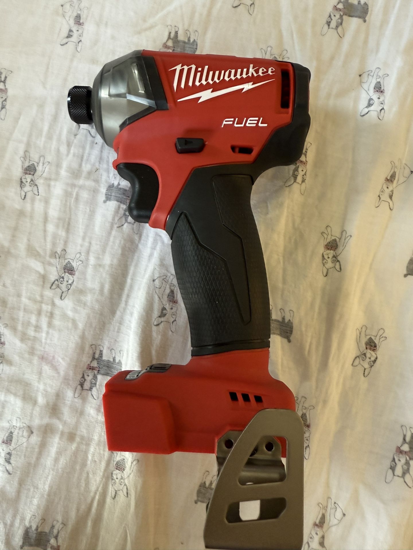 Milwaukee 18v Surge 1/4” Hex Hydraulic Driver