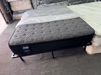Full Sealy matress Set .