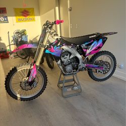 RMZ 450 Dirtbike