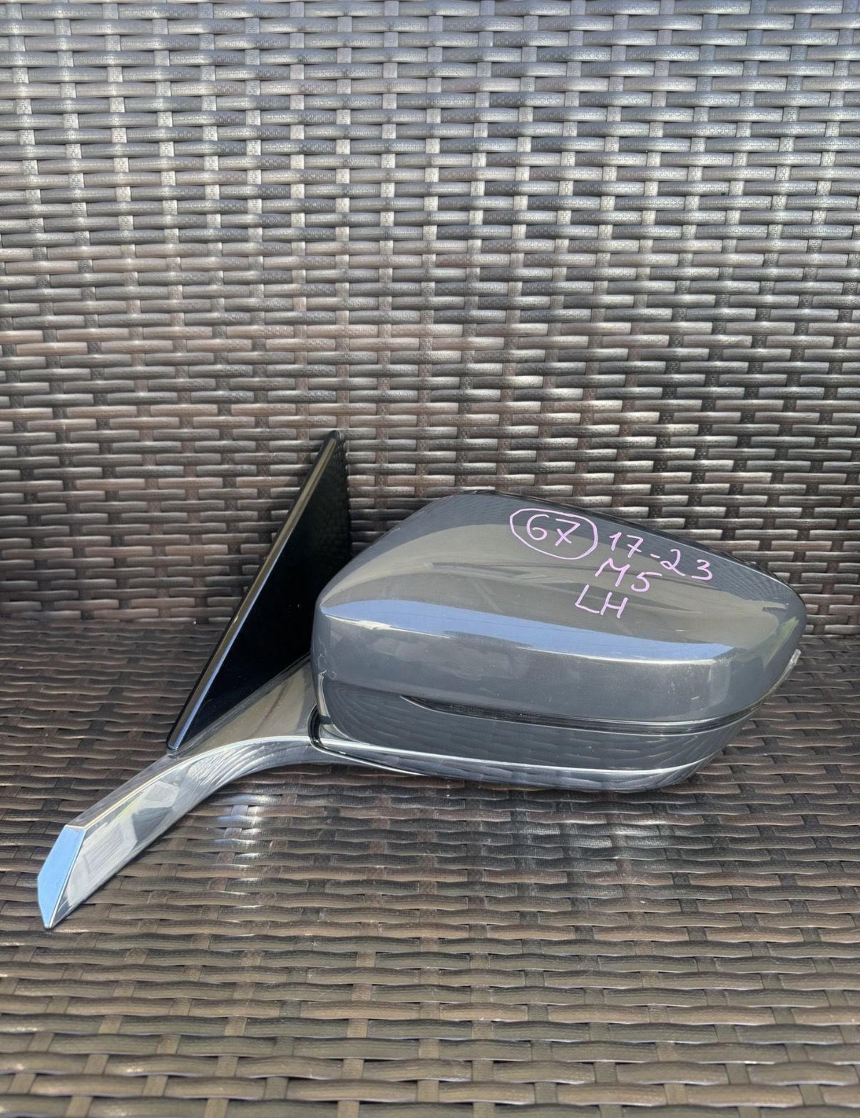 2017 2018 2019 2020 2021 2022 2023 BMW 530i 540i Left Driver Side Door Mirror OEM