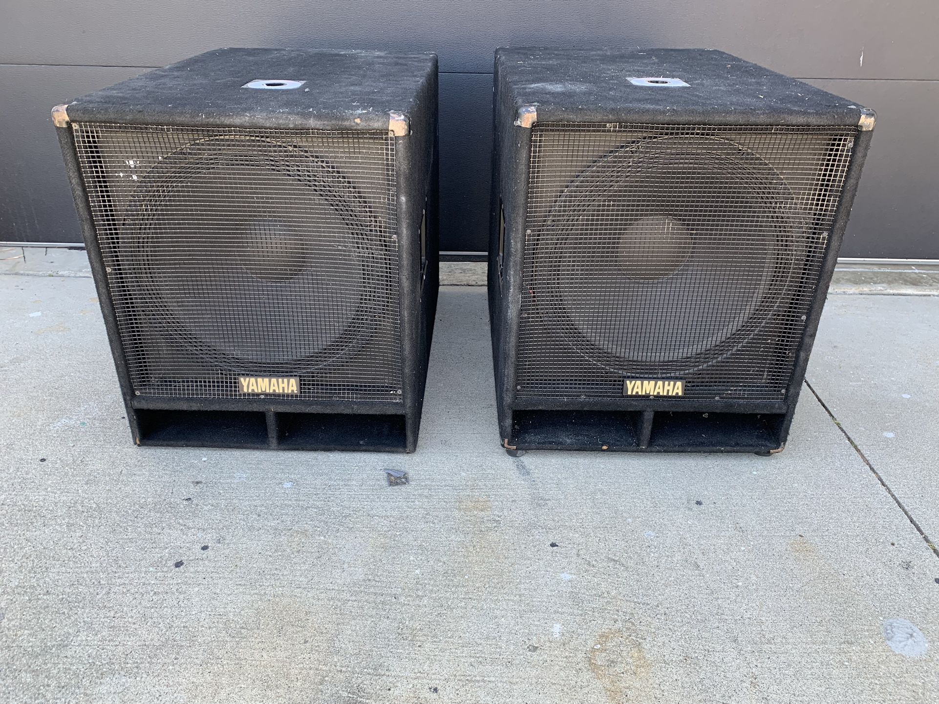 Yamaha SW118V 18” Subwoofer Pair PA Loudspeaker for Sale in Anaheim, CA