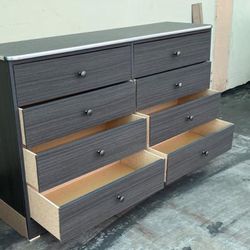 8 Drawer Dresser