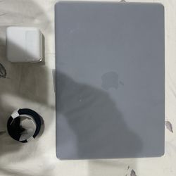 (BRAND NEW) Apple MacBook Pro M5 Chip 14 inch