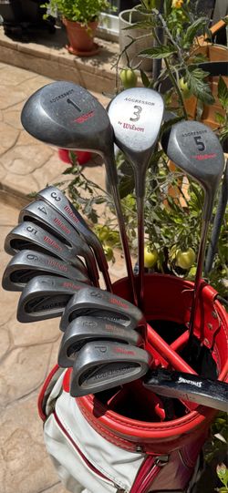 Vintage Wilson Aggressor Golf Club Set w/ Wilson Red & White Bag – RH