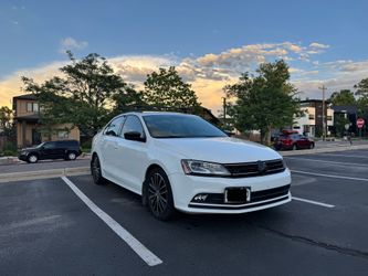 2016 Volkswagen Jetta · 1.8T Sport Sedan 4D