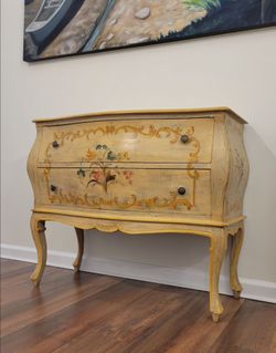 Vintage Italian Venetian Baroque Style handmade Bombay chest