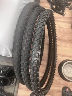 3 26 inch mountain bike tires