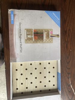 Peg board