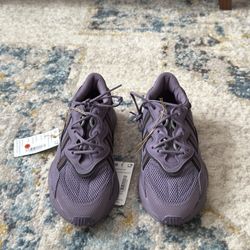 Adidas Women Sneakers 