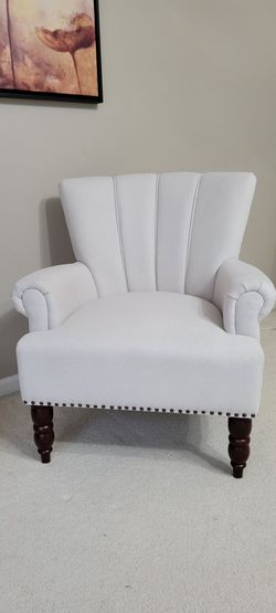 Brand New Set of 2 Accent Chair