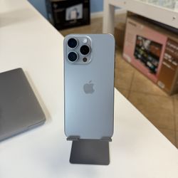 iPhone 15 Pro Max Natural Titanium 256GB Factory Unlocked (Physical & E-Sim)