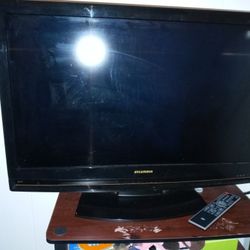 32in TV