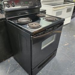 Standard Size Electric Stove GE All features