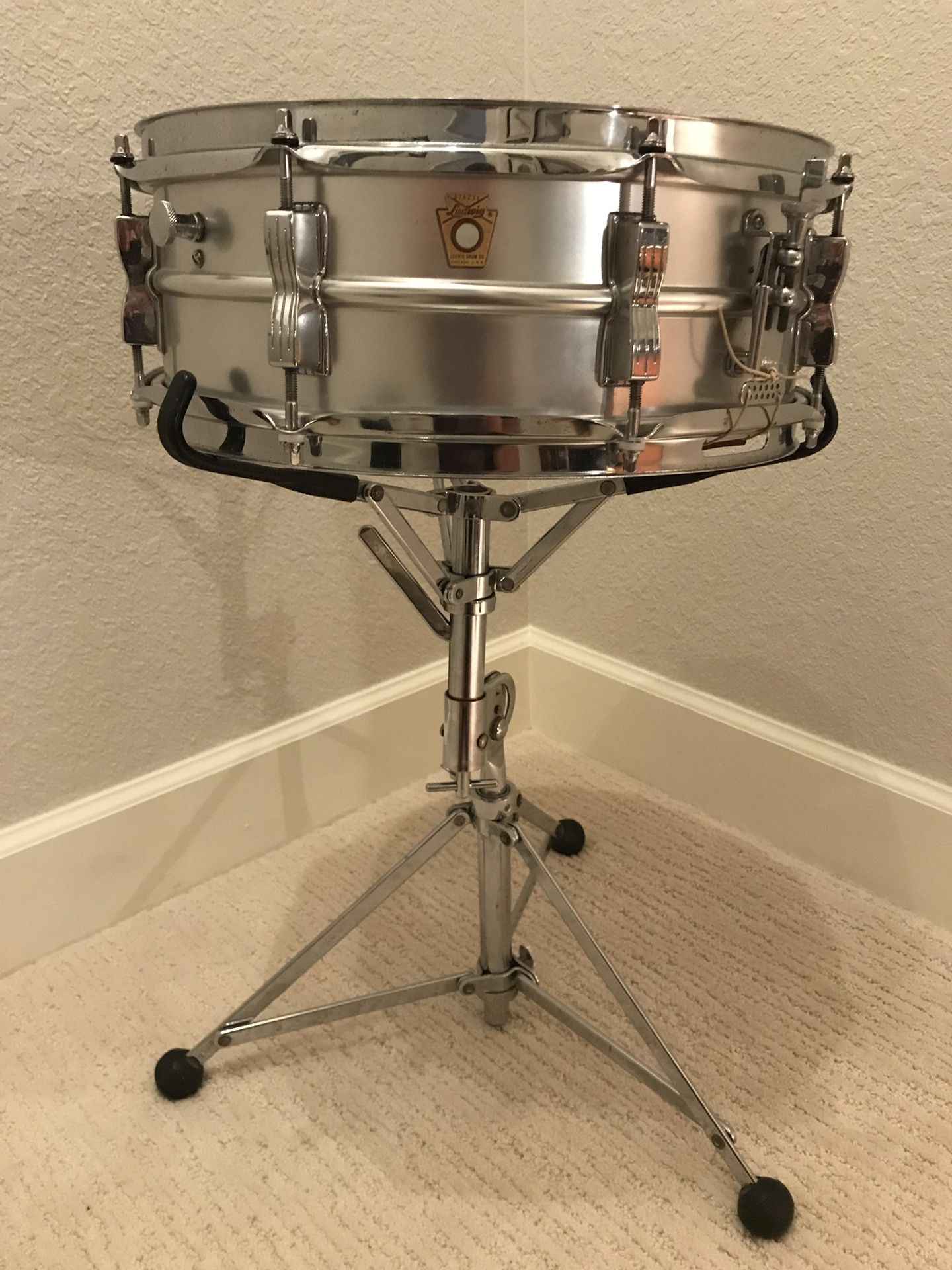 Vintage 1968 Ludwig Acrolite Snare Drum